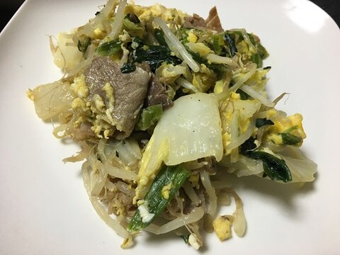 牛肉と白菜の玉子とじ